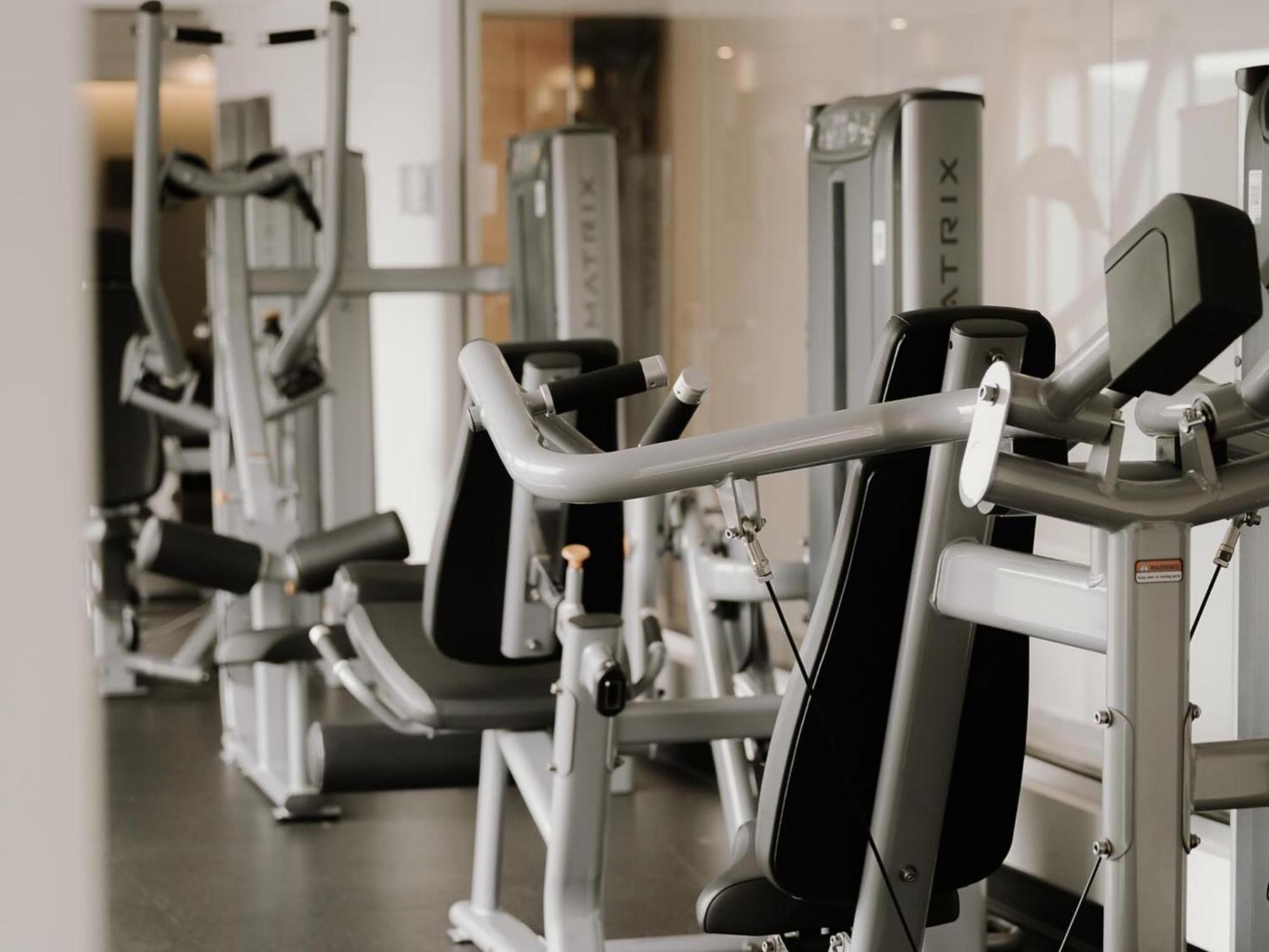 Otl Gouverneur شيربروك المظهر الخارجي الصورة A gym